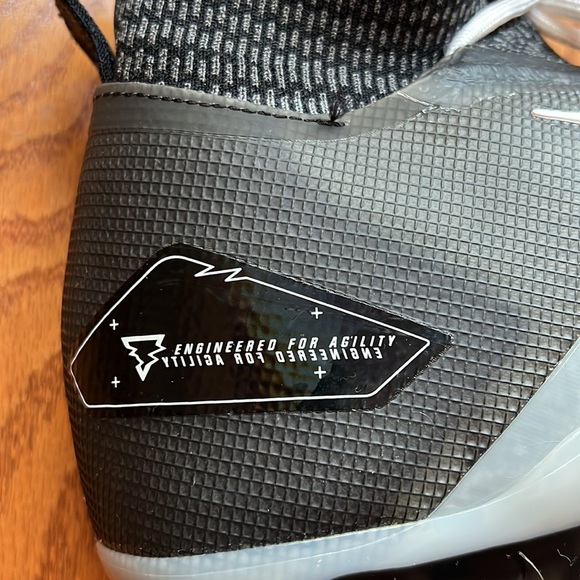 Nike Alpha Menace Elite Men's Football Cleats - Picture 7 of 10